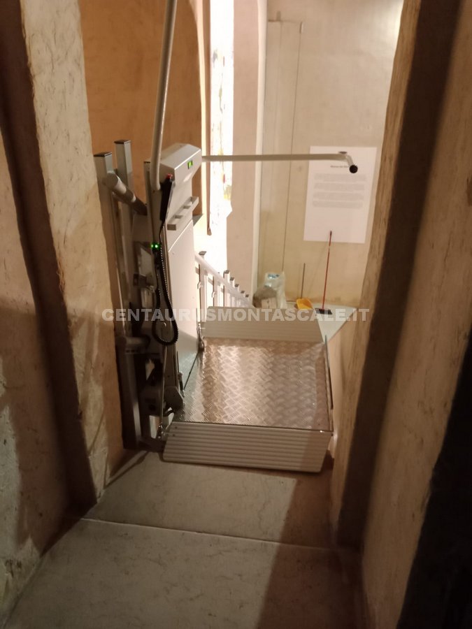 installazione_montascale_disabili00001