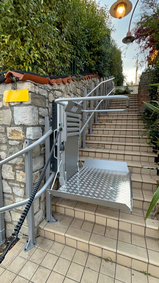 montascale_disabili_pedana00003