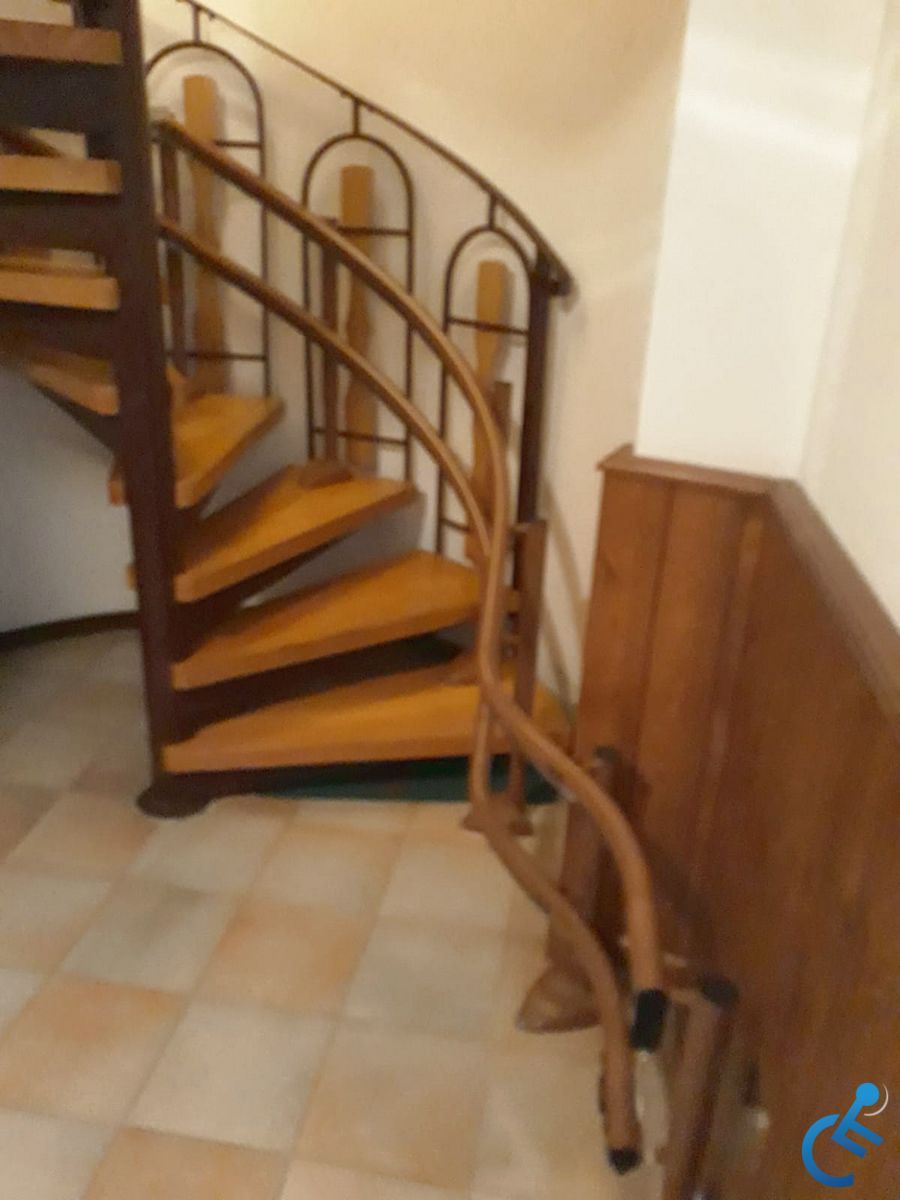 montascale_poltrona_scala_a_chiocciola00001