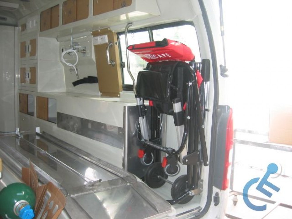 ausilio_manuale_per_evacuazione00002